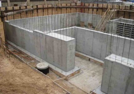 Монолитный бетон